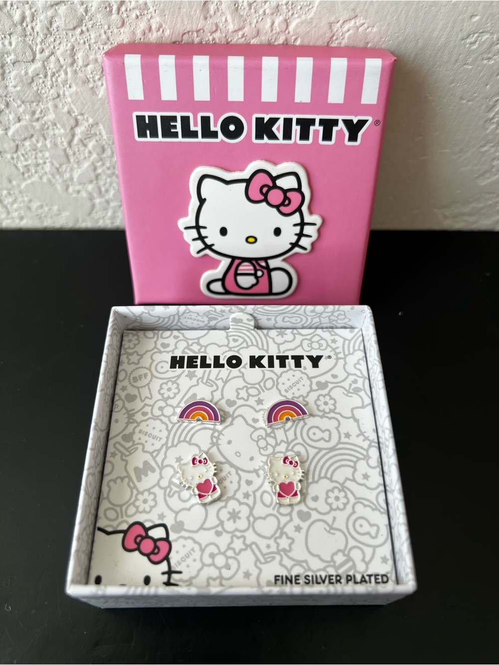 NWT Sanrio Hello Kitty Fine Silver Plated Enamel Stud Earring Duo Set